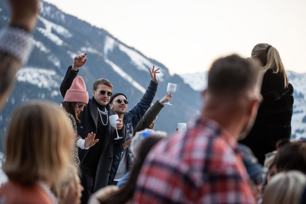 Party am Berg in Saalbach c-White Pearl Mountain Days